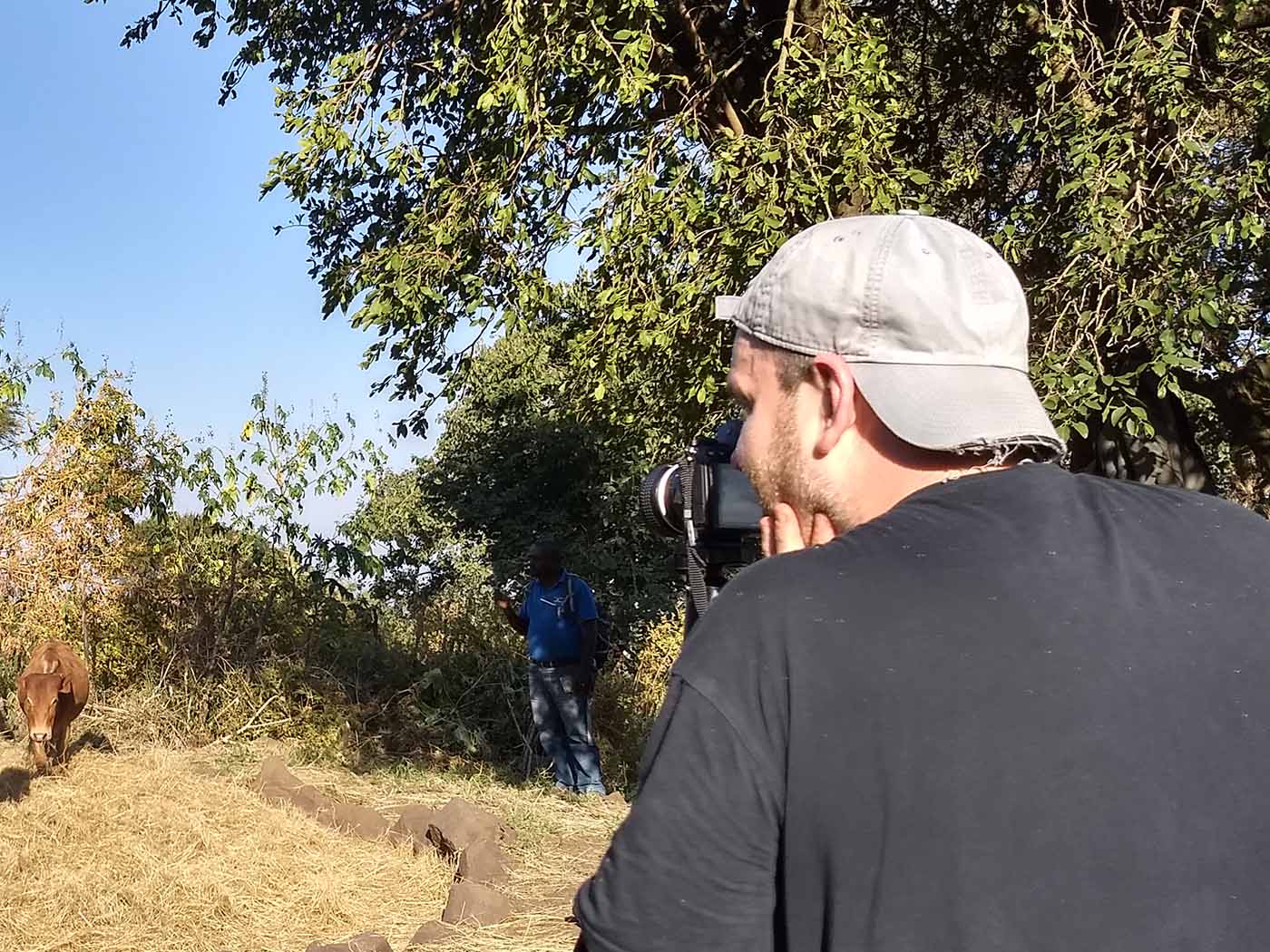 Journalist Ferdinand Dyck beim Fotografieren in Äthiopien