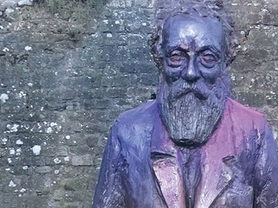 Statue von Martin Buber