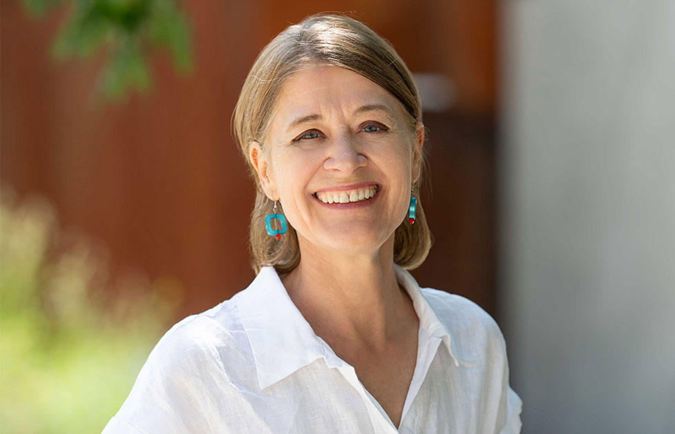 Portrait von Alexandra Bigl, Vorständin bei Menschen für Menschen Österreich.
