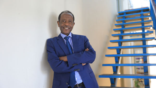 Portrait von Yilma Taye