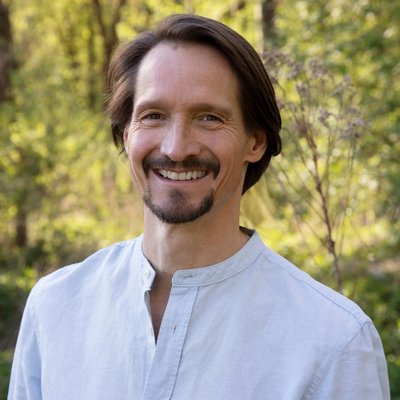 Ansprechpartner für Testamentsspenden Mag. Harald Maier